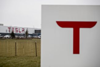 Tesla denies union-busting claims in Buffalo
