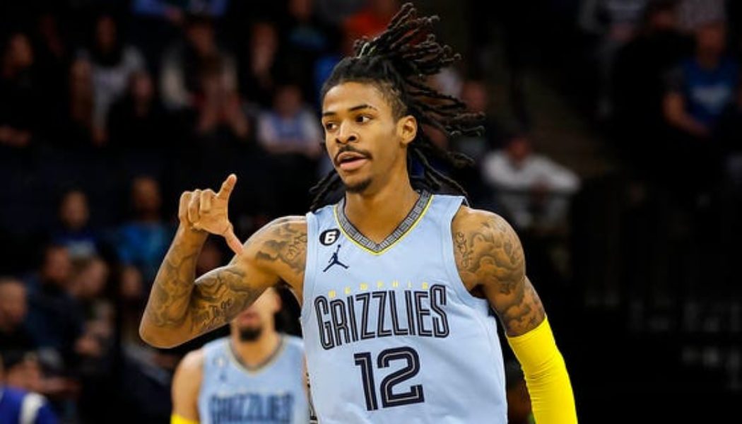 Grizzlies superstar Ja Morant apologizes after appearing to brandish gun in viral video, deletes social media - Fox News