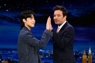 Jimin Gives Debut Performance of “Like Crazy” on Fallon: Watch