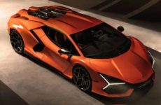 Lamborghini Unveils Its Aventador Replacement, the 1,001 BHP Revuelto