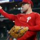 Phillies' Rhys Hoskins appears to suffer gruesome knee injury, carted off field - Fox News