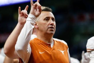 Steve Sarkisian sets stage for quarterback battle at Texas on first day of spring practice - Fox News