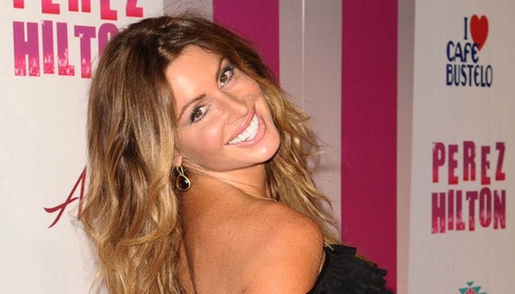 Tiger Woods' ex-mistress opens up about 'abusive' way she was urged to sign NDA as golfer faces lawsuit - Fox News