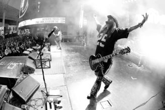 Wayne Swinny, SALIVA guitarist, dead from brain hemorrhage on tour - Revolver Magazine