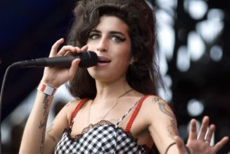 Amy Winehouse’s Journals, Photos and Lyrics Will Be Published in a New Book