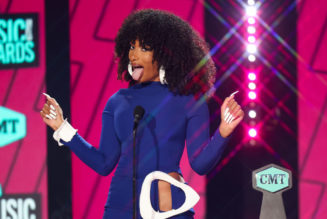 Megan Thee Stallion’s Beef With 1501 Certified Entertainment Continues, Claims Carl Crawford Is Acting Funny With Her Coins