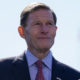 Sen. Richard Blumenthal reportedly fractures femur at UConn's championship parade - Yahoo Sports