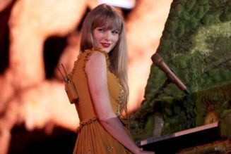 Taylor Swift Films Mysterious New Music Video As Fans Mourn Her Break-Up - Jezebel