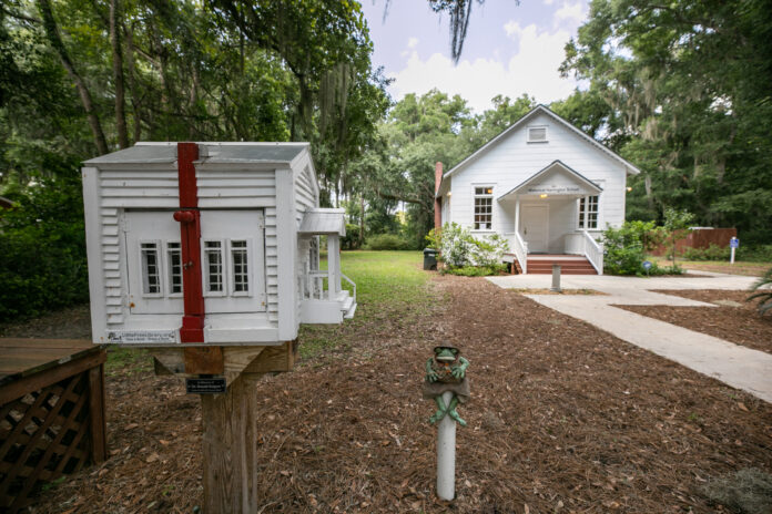 2108_StSimons_CiSmith-1018 A one room schoolhouse