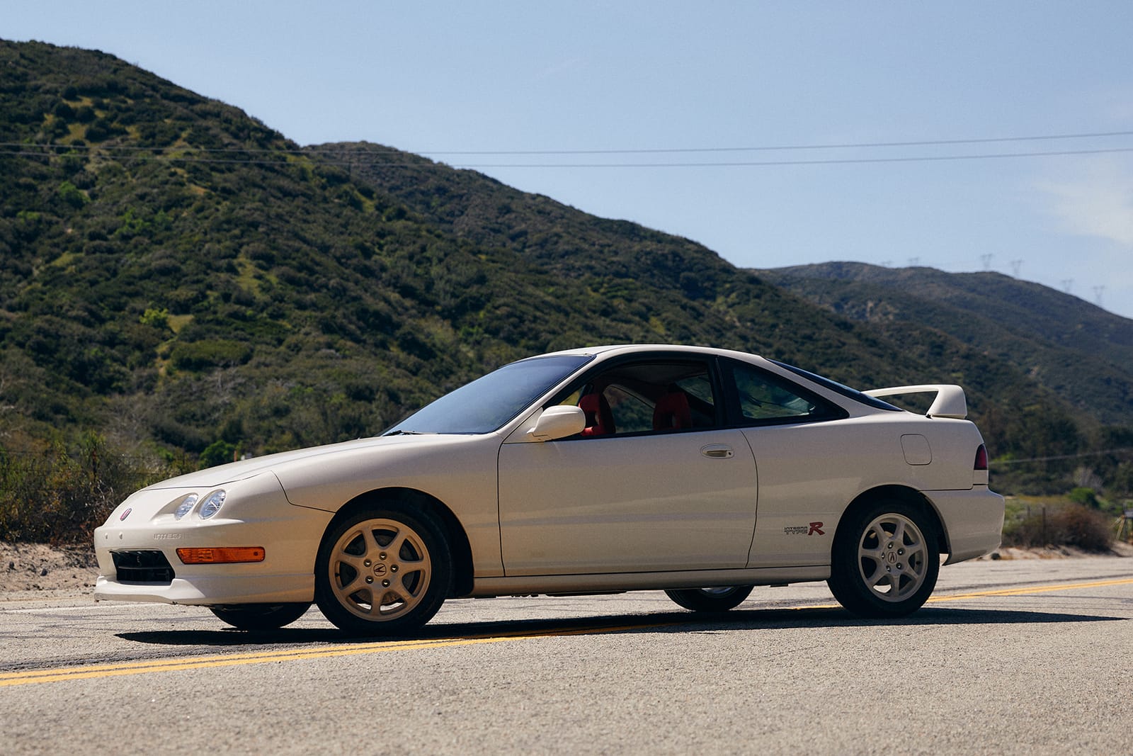 Joshua Vides and His 2001 Acura Integra Type R DRIVERS hypeart JDM Championship White