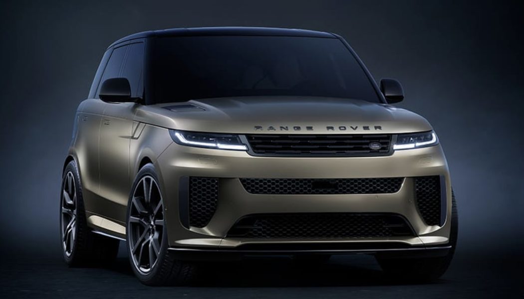 The 626 BHP Range Rover Sport SV Has Arrived