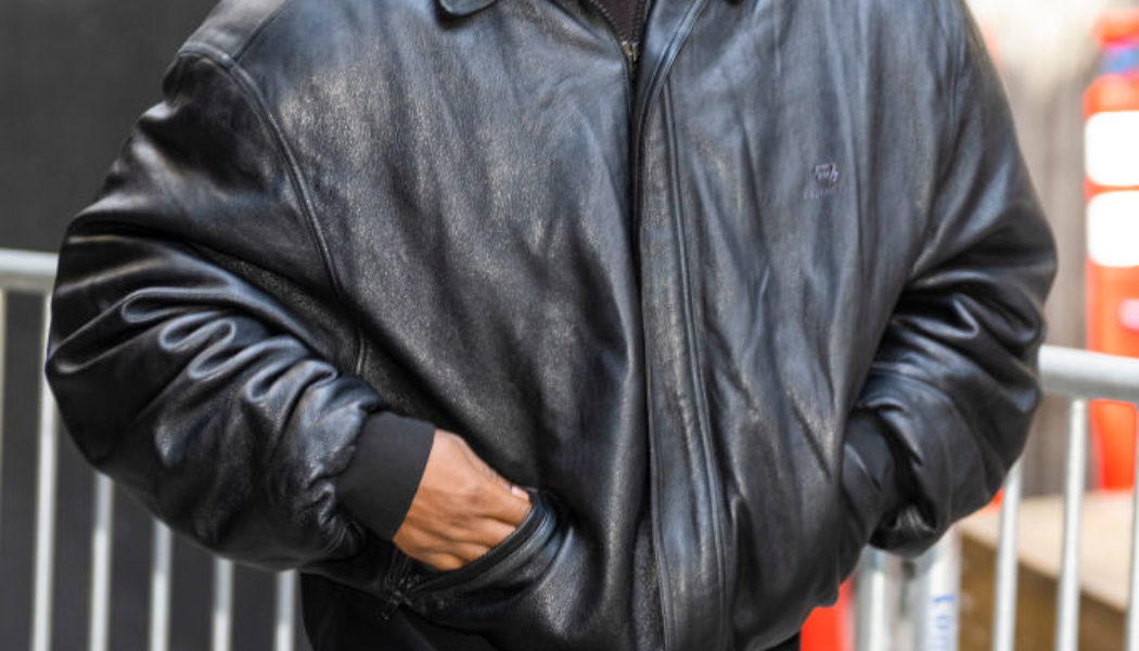 Ye AKA Kanye West Rocks Skin Tight Leggings, Twitter Has Jokes