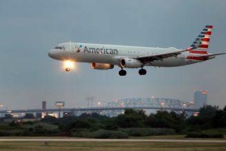 American Airlines cuts flights and salespeople as habits of business travelers change