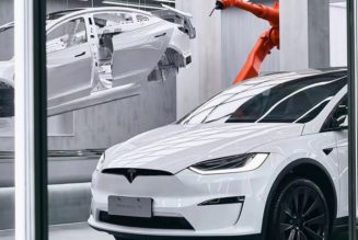 Tesla's New Giga Lab Shows How It Builds Its Cars in 45 Seconds