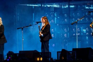 Watch boygenius' Acoustic Cover of Dan Reeder's "Stay Down, Man"