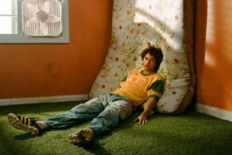 Dominic Fike Pays Homage to Home State of Florida on Sophomore LP ‘Sunburn’