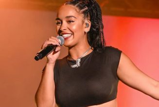 Jorja Smith Releases “Little Things x Gypsy Woman” Remix