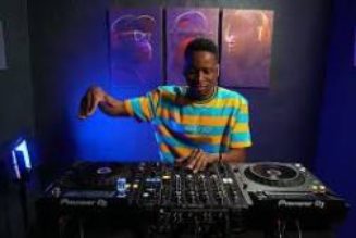 Romeo Makota ft DJ Maphorisa - Trending Amapiano Mix (Mixtape)