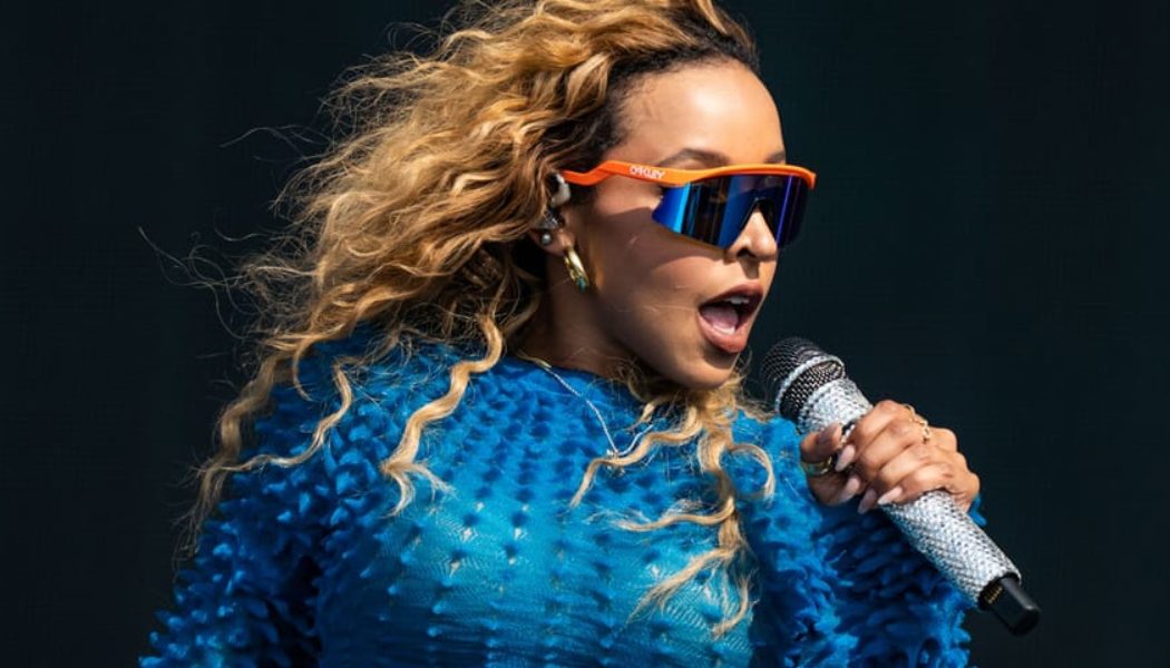 Tinashe Releases New Single “Talk to Me Nice”