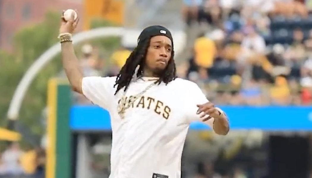 Wiz Khalifa throws out first pitch at Pirates game while on shrooms