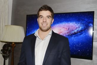 Billy McFarland puts Fyre Festival 2 tickets on sale