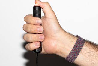 This USB button helps Jeopardy! contestants get their buzz on