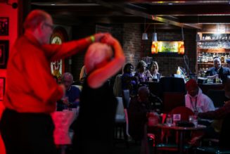 As new Louisville noise policy goes into effect, hundreds fear harm to live music