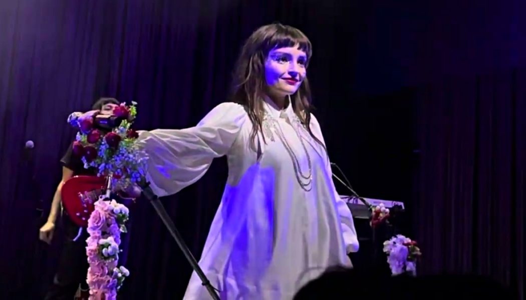 CHVRCHES' Lauren Mayberry covers "Like a Prayer," debuts new songs: Watch