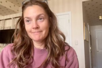 Drew Barrymore defends resuming talk show despite WGA, SAG strikes: "This is bigger than me"