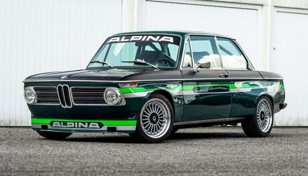 MANHART Reveals Latest Restomod: A BMW 2002 tii ALPINA with "Pig Cheeks"