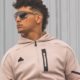 Oakley and Patrick Mahomes Launch New Signature Series Featuring the BXTR and Resistor Models