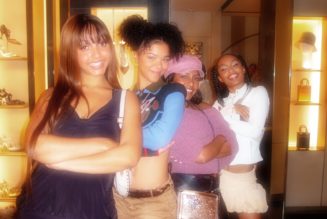 PinkPantheress Leans on Girlfriends and Retail Therapy in 'Mosquito' Video