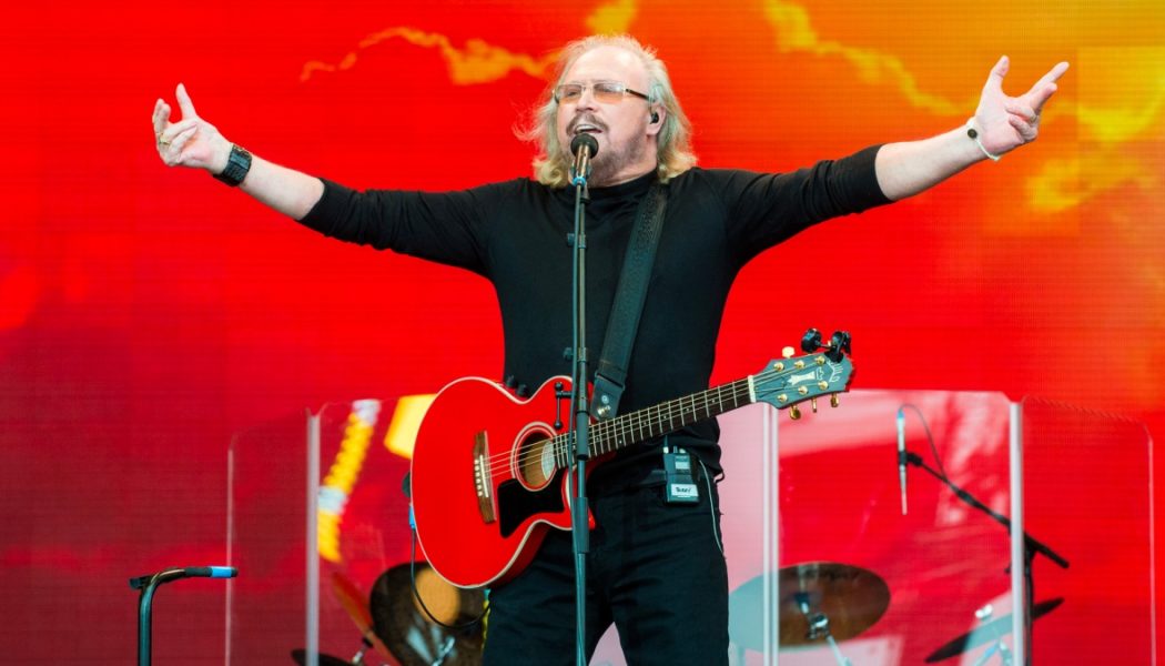 Catfisher posing as The Bee Gees’ Barry Gibb scams woman out of retirement savings