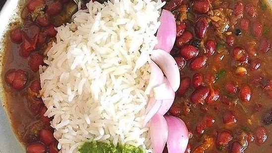If you are having rice along with high-protein lentils and loads of veggies, you need not worry about weight gain. "Balance your plate with proteins and vegetables. Take a lot of protein like Dal, Rajma, Chola etc and have it with rice. Also add any vegetables of your choice to pair it with rice," says Agarwal.(Pinterest)