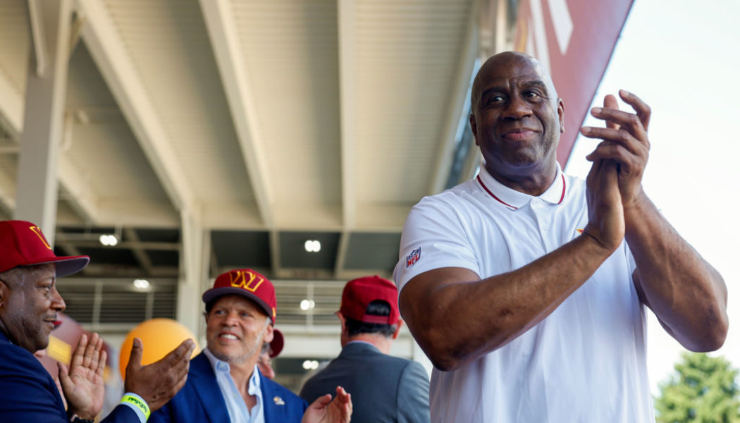 Magic Johnson Becomes 4th Athlete To Become A Billionaire