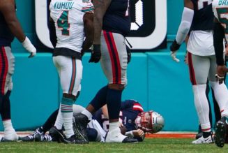 Patriots revert to old form, lose to Dolphins for second time this season - The Boston Globe