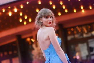 Apple Music names Taylor Swift Artist of the Year