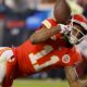 Chiefs' Marquez Valdes-Scantling drops go-ahead TD pass, smashes helmet in frustration