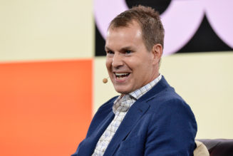 HBO executives used "secret army" of burner accounts to rebuke critics: Report