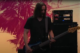 Keanu Reeves' Dogstar perform "Breach" on Kimmel