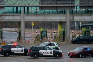 KISS fan, not terrorist, crashes vehicle on Rainbow Bridge