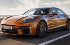 Porsche Unveils All-New Panamera Turbo E-Hybrid