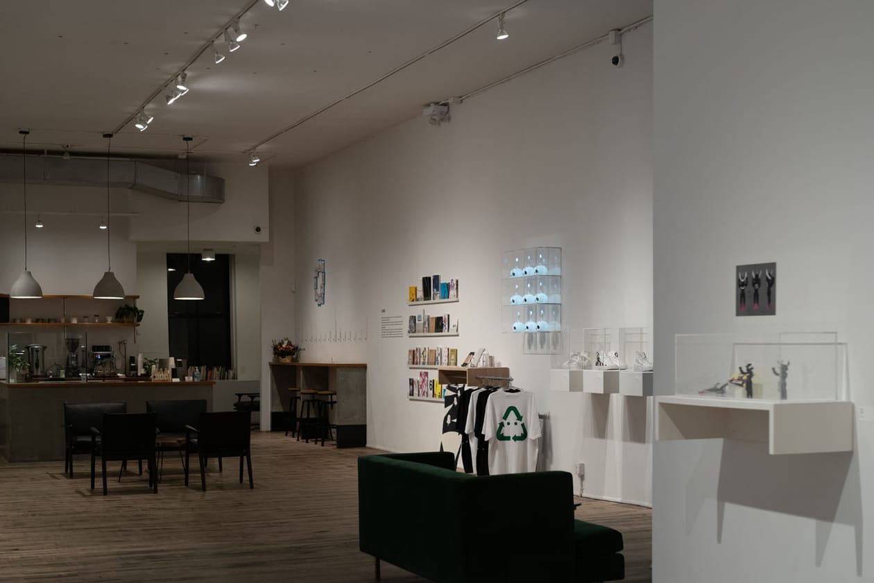 Shigeto Koyama’s Extensive Animated World is a Perpetual Work In Progress credits span the Evangelion movies, Promare, Kill la Kill, Gurren Lagann, Star Wars: Visions and Big Hero 6. ccms Tsuyoshi Kusano (BLEACH, Fullmetal Alchemist, THE IDOL M@STER) and art director Ai Nonaka (Mobile Suit Gundam Unicorn, WORKING!!, A Channel) nowhere new york city nyc animated illustator world 