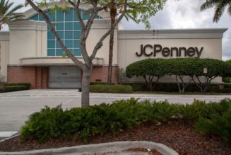 Shop Local: Town Center at Boca Raton offers shoppers the latest fashions in a luxury setting