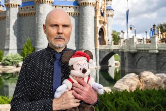Smashing Pumpkins perform on Disney's Magical Holiday Celebration