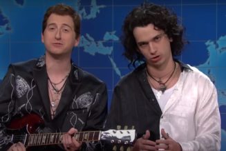 SNL spoofs Imagine Dragons with Remember Lizards