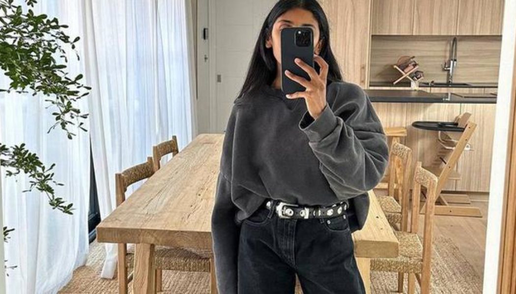 The Anti-Trend Jeans People in Paris, London and New York Consistently Wear