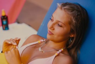 The Costumes in "How to Have Sex" Are More Important Than You Might Think