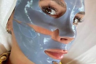 Victoria Beckham Swears By This Silk Pillowcase—Now, I'm Obsessed Too