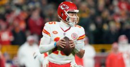 Chiefs fall to Packers in stunning fashion as game ends in controversy